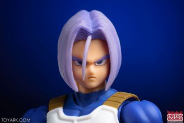 S.H. Figuarts Super Saiyan Armor Trunks In-Hand Gallery - The Toyark - News