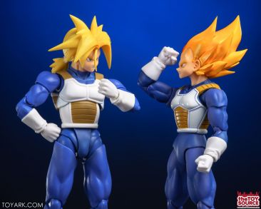 S.H. Figuarts Super Saiyan Armor Trunks In-Hand Gallery - The Toyark - News