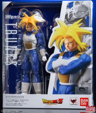 S.H. Figuarts Super Saiyan Armor Trunks In-Hand Gallery - The Toyark - News