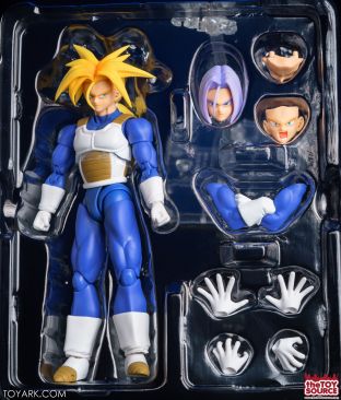 S.H. Figuarts Super Saiyan Armor Trunks In-Hand Gallery - The Toyark - News