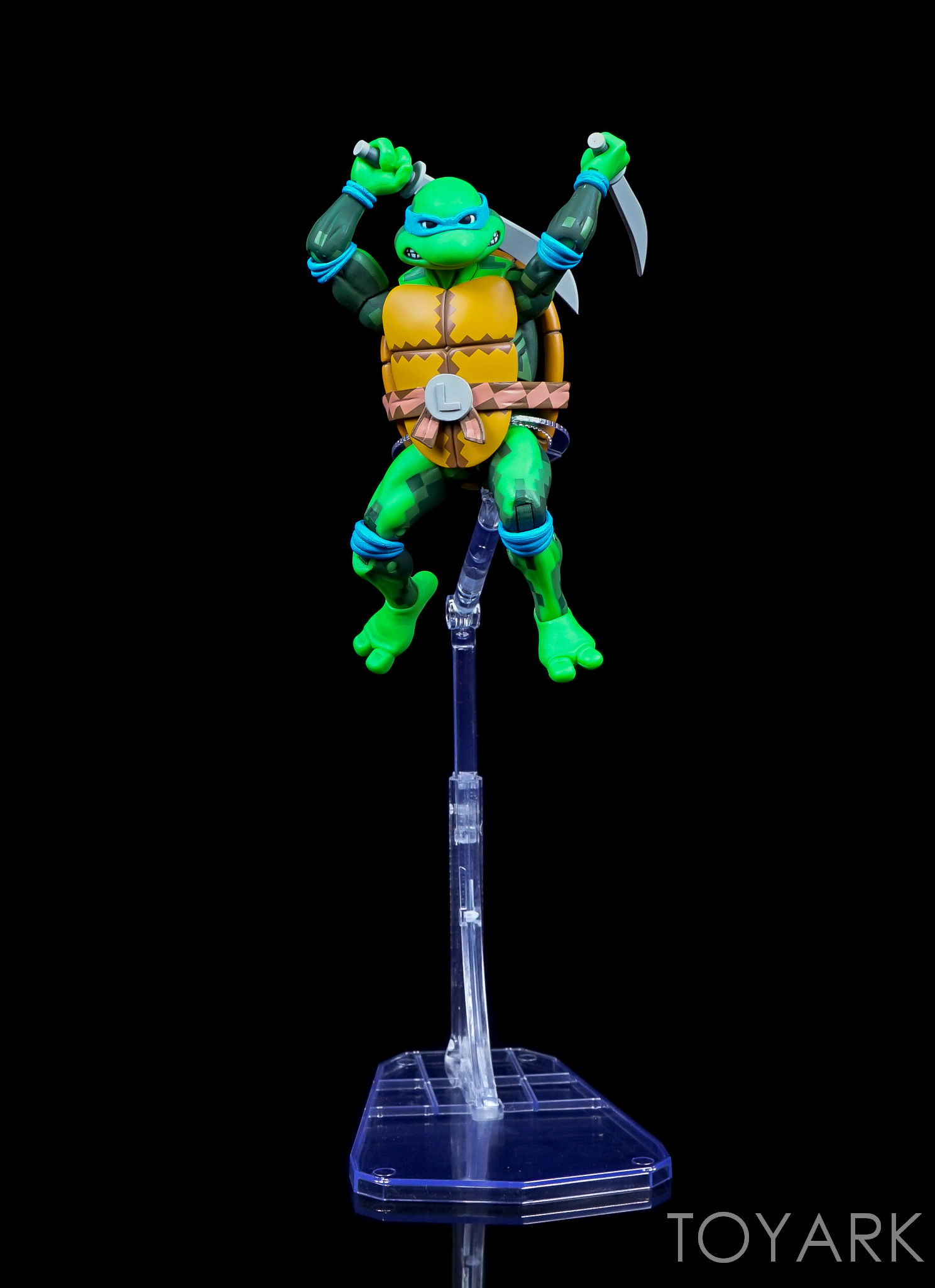 Advanced Look - NECA Dynamic Action Figure Stand - The Toyark - News