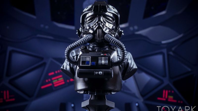 Gentle Giant Star Wars TIE Fighter Pilot Classic Bust