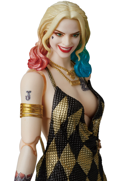 MAFEX HARLEY QUINN SUICIDE SQUAD スーサイド Amazon.com: Medicom Suicide Squad: Harley Quinn MAF EX