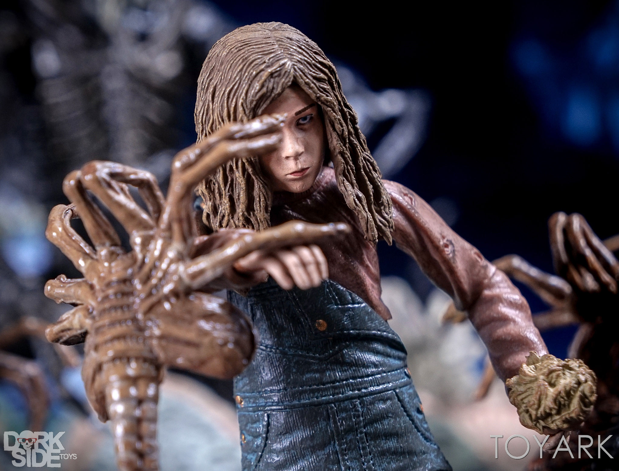 NECA　エイリアン2　リプリー＆ニュート Relive the Rescue of Newt With NECA's 'Aliens' 2-Pack Set