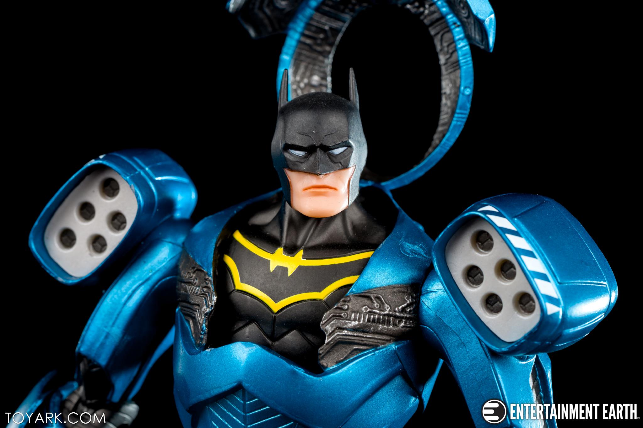 GCPD Batman - Capullo Designer Series 2 Pack In-Hand Gallery - The