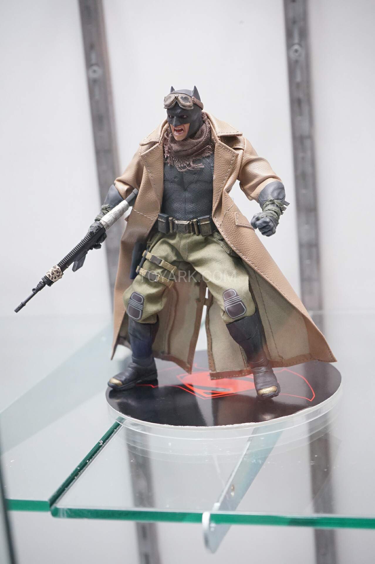 Batman v Superman - Knightmare Batman One:12 Collective Figure Will Be  Released! - The Toyark - News