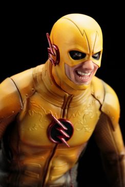 Flash TV Series - Reverse Flash Statue by Kotobukiya - The