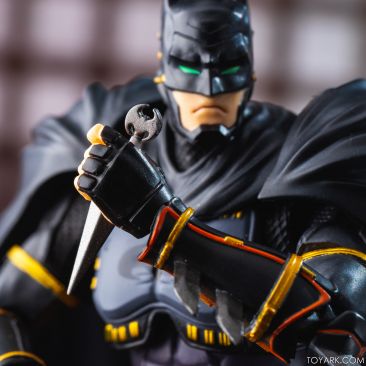 Magazine Scans Showcase Batman Ninja SH Figuarts Batman and Joker - The  Toyark - News