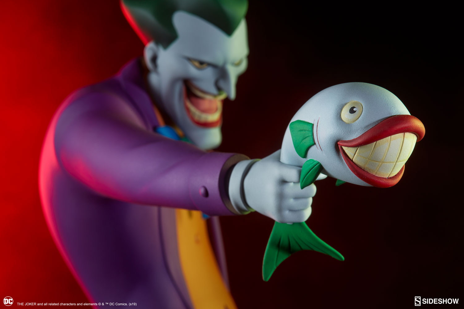 https://www.toyark.com/wp-content/uploads/2019/05/Sideshow-Animated-Joker-Statue-018.jpg