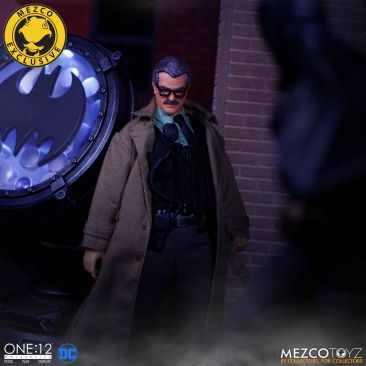 Mezco Exclusive Jim Gordon with Bat Signal Pre-Order is Live - The ...