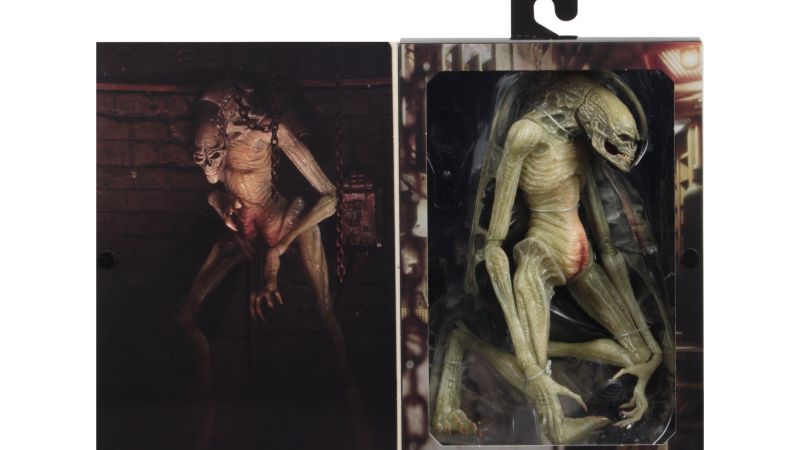 NECA Deluxe Newborn Alien 004