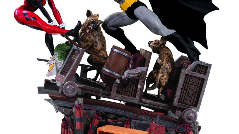BATMAN VS. HARLEY QUINN BATTLE STATUE SECOND EDITION