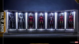 Hot Toys Iron Man Hall of Armor Minis 003