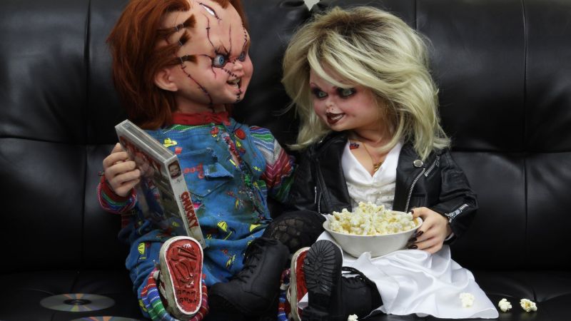 NECA Life Size Bride of Chucky 016