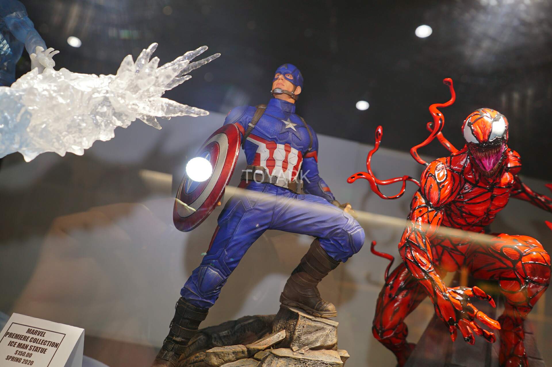 Captain America Premier Collection Statue