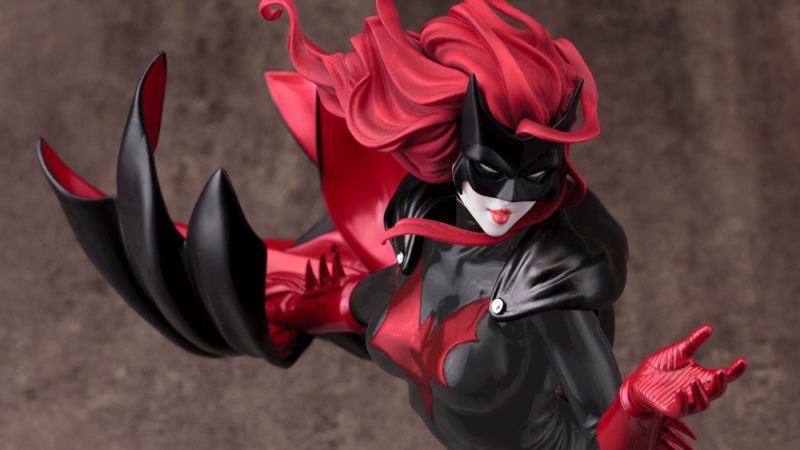 Koto Batwoman 2nd Edition 008