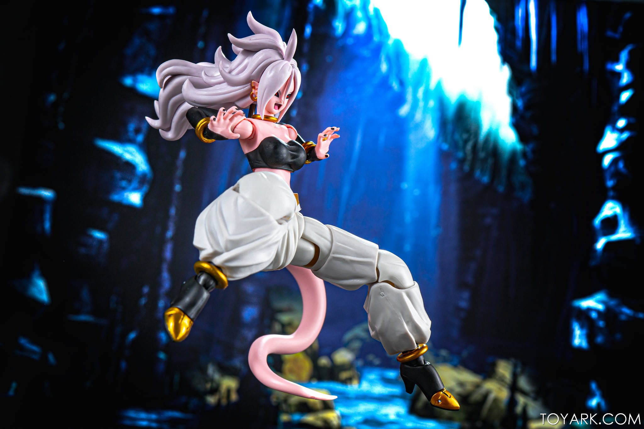 SHF Android 21 43 SHF Android 21 43