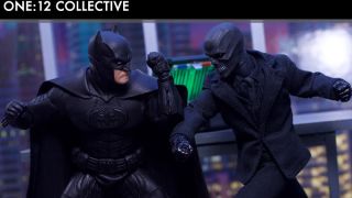 One12 Batman vs Black Mask