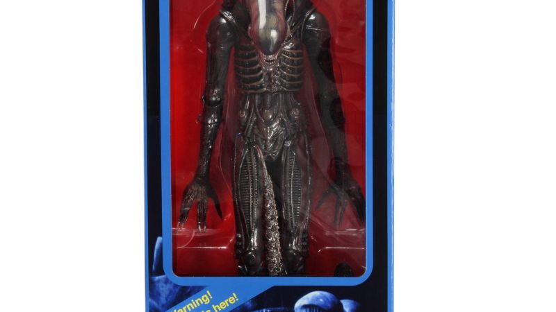 NECA 40th Anniversary Big Chap 001