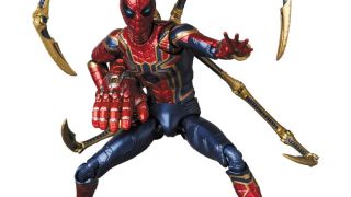 MAFEX Endgame Iron Spider 006