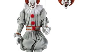 NECA Retro Pennywise 2017 Released 004