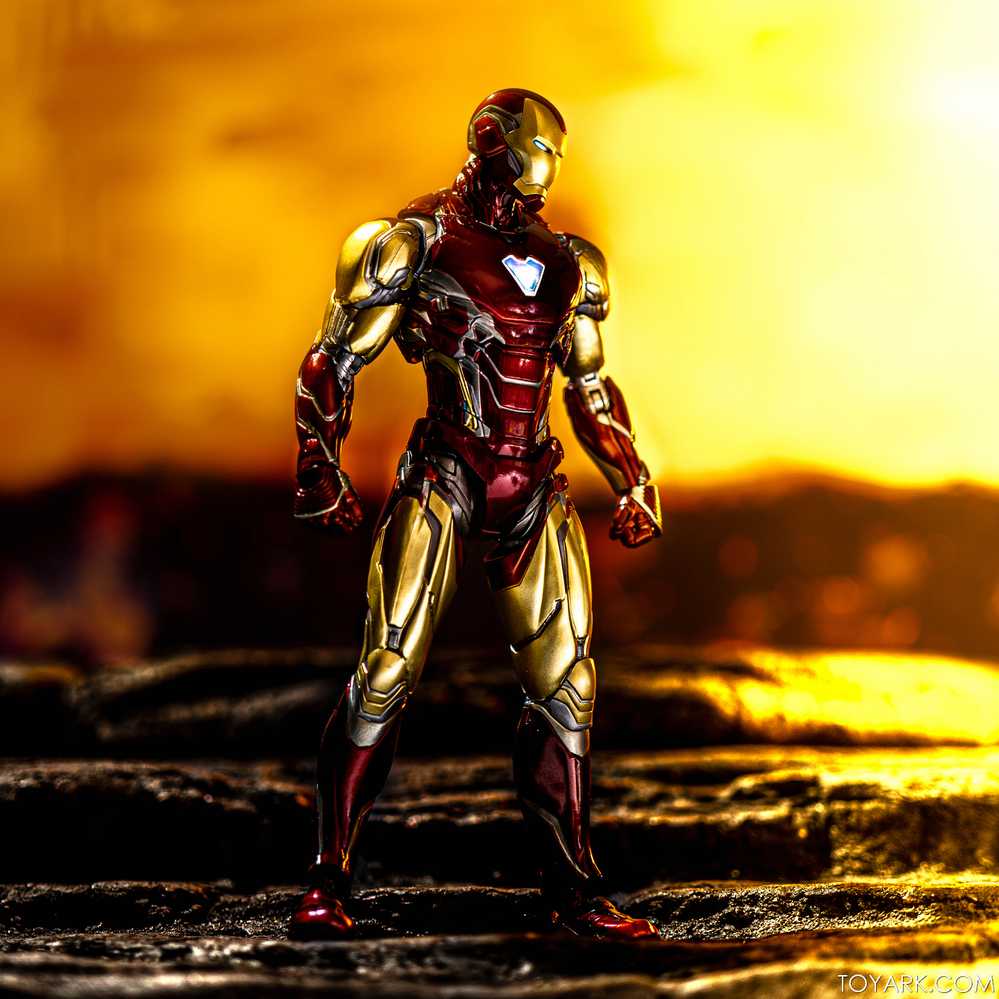 x SHF Iron Man 85 15 x SHF Iron Man 85 15