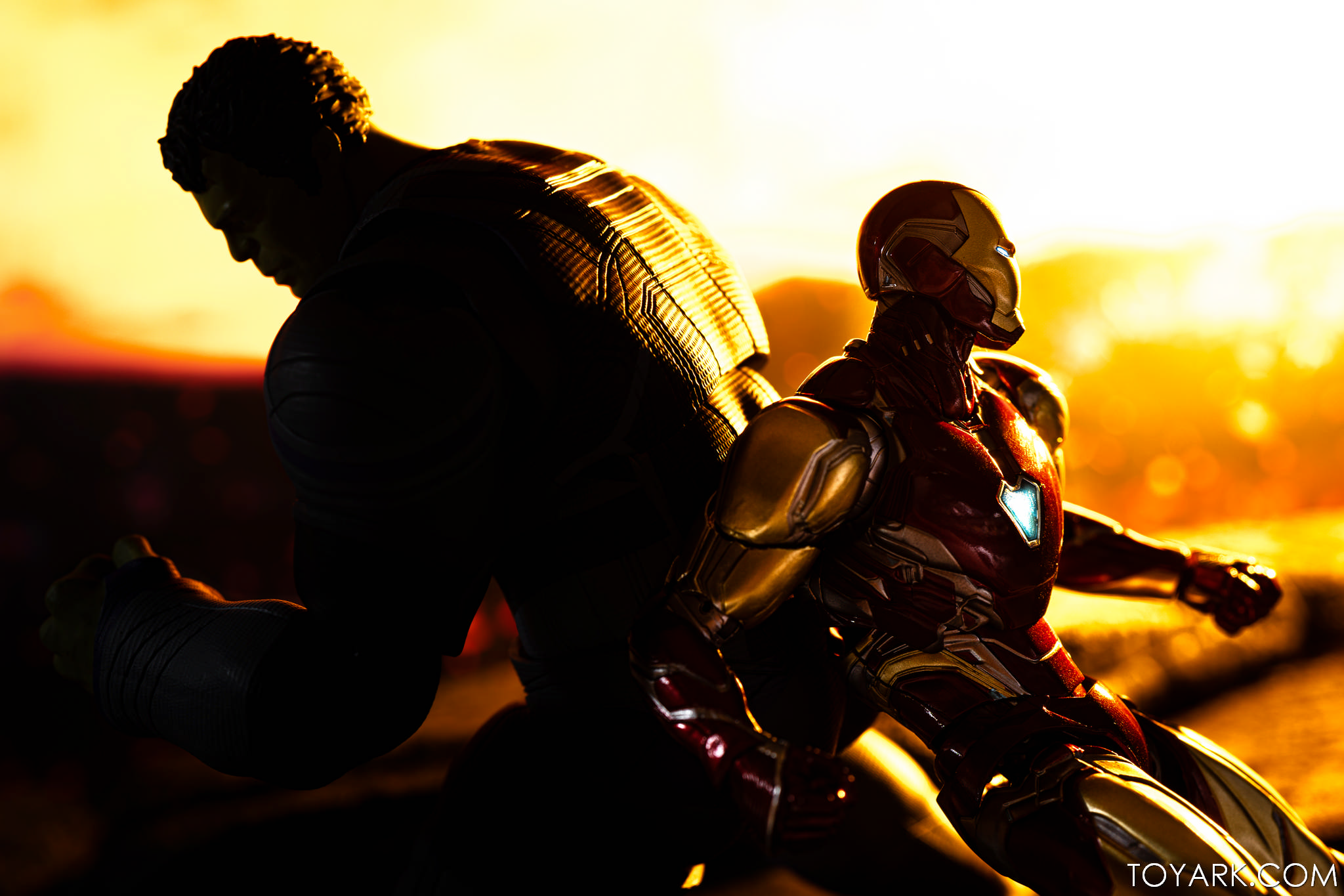 x SHF Iron Man 85 18 x SHF Iron Man 85 18