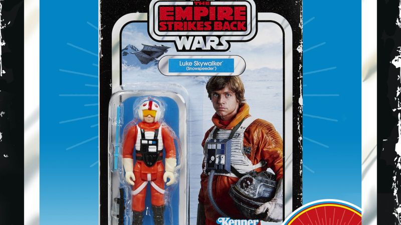 E9385 SW HothIceGame 2194 In Pack Figure v02