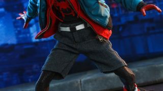 Hot Toys Miles Morales 13