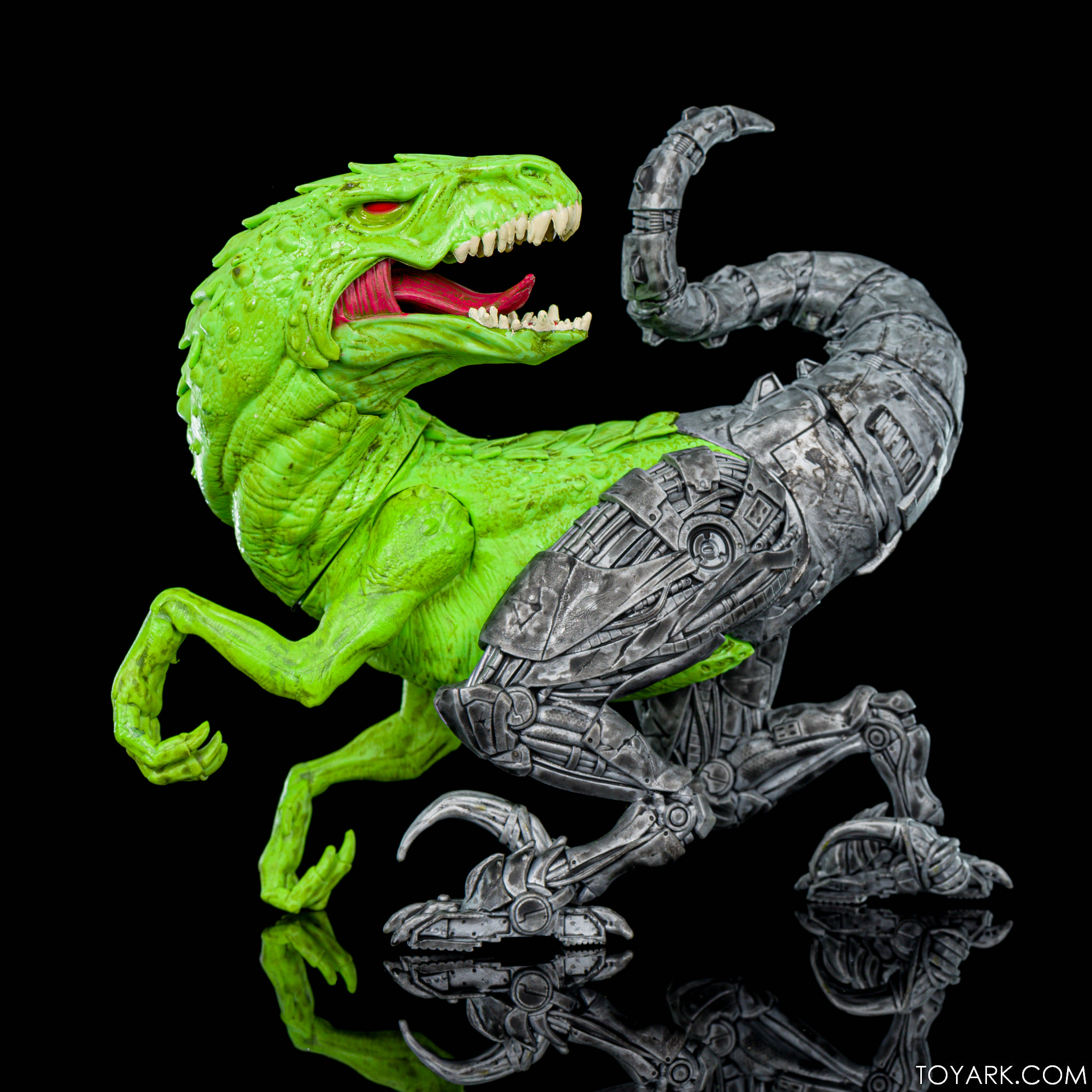 McFarlane Toys Raw 10 012 McFarlane Toys Raw 10 012