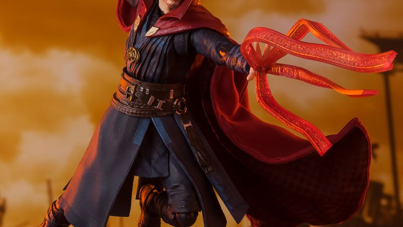 SH Figuarts Dr. Strange Battle On Titan 003