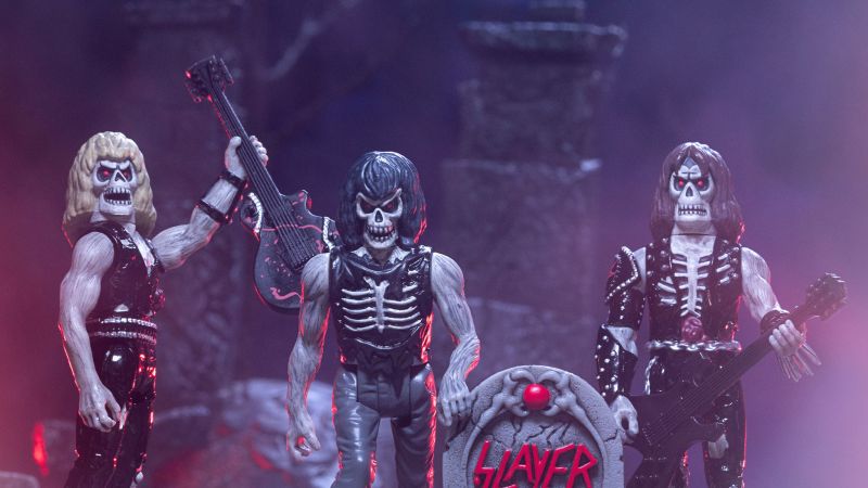 Slayer Live Undead ReAction Figures 007