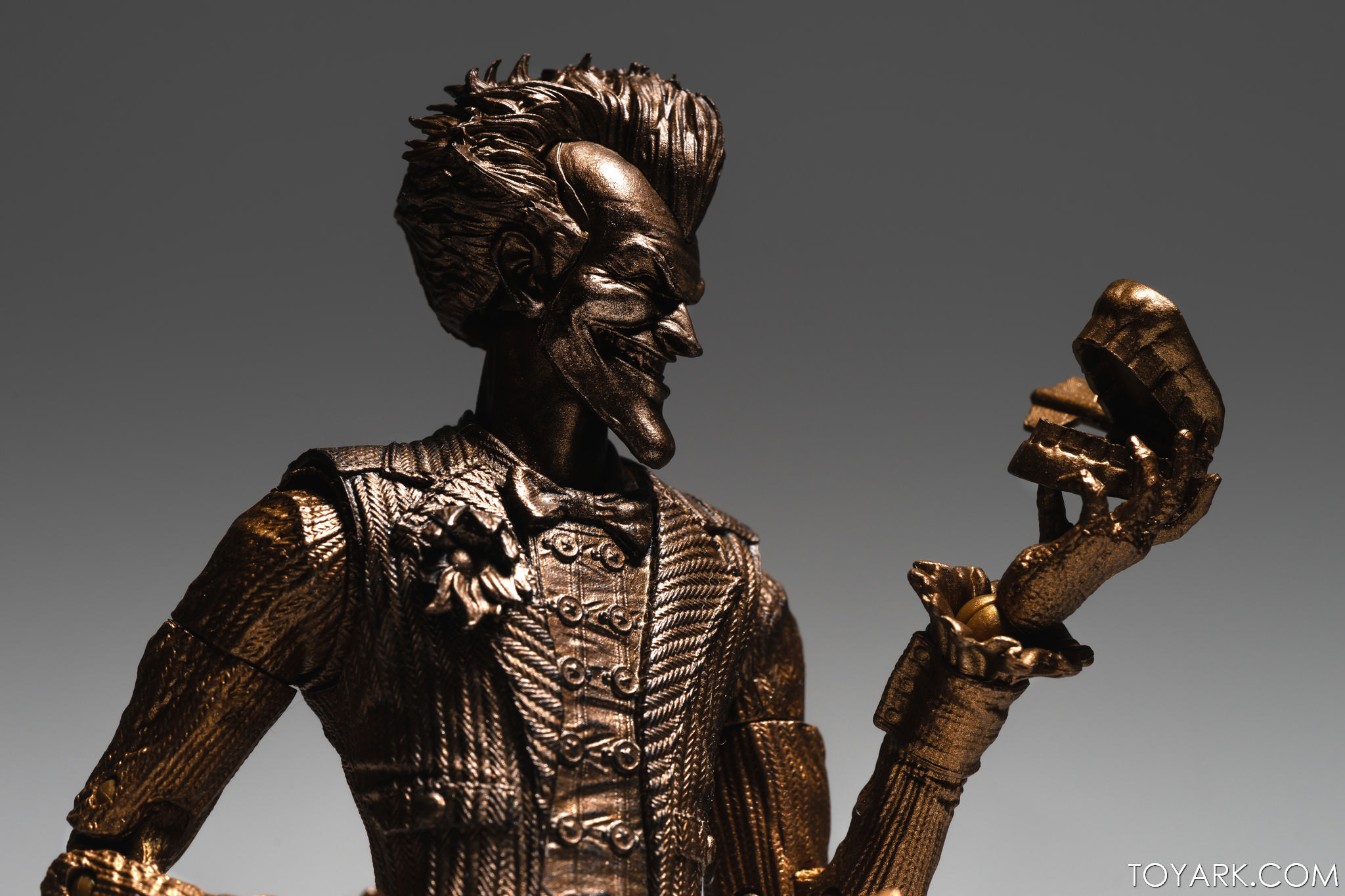 DC Multiverse Bronze Joker 15 DC Multiverse Bronze Joker 15