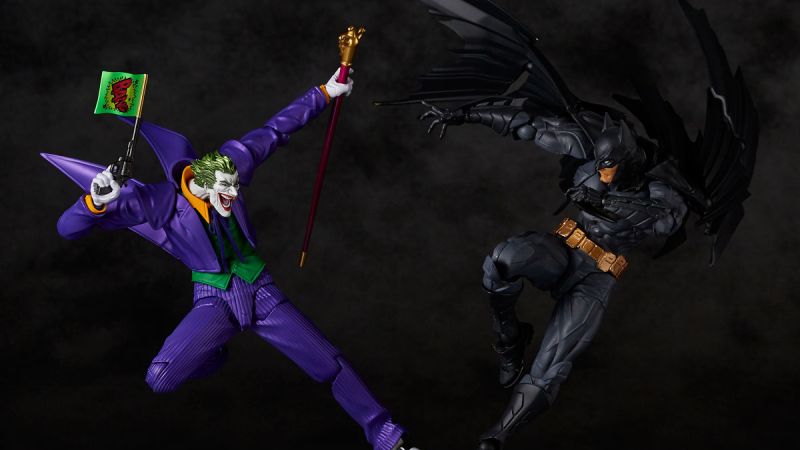 Revoltech Joker Preview 2