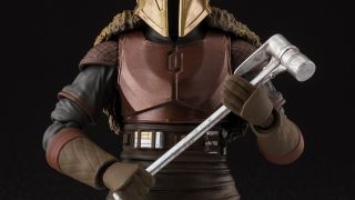 SH Figuarts The Armorer 001