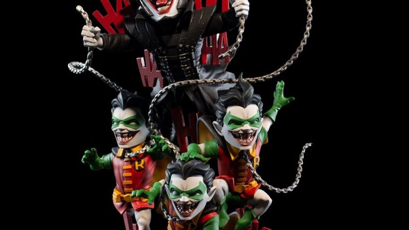 Batman Who Laughs Q Fig Preview