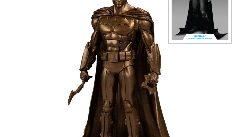 Bronze Arkham Asylum Batman 001