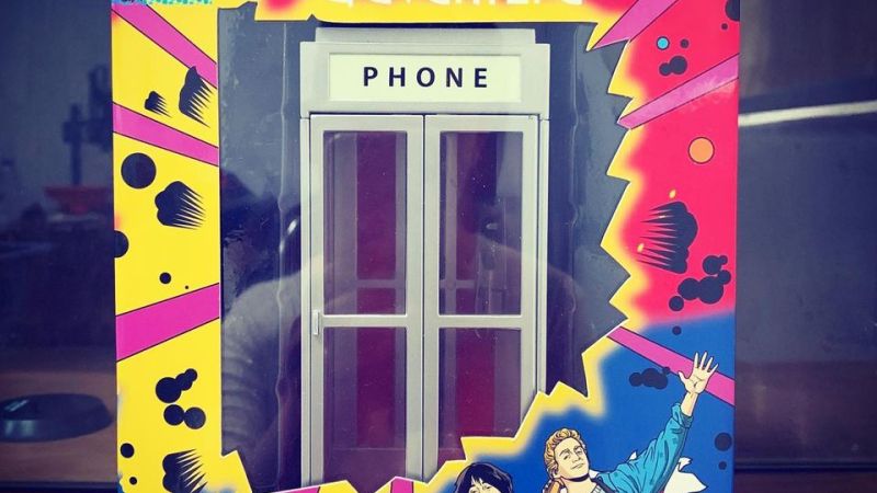 Incemdium Bill and Ted Phone Booth Packaging 001