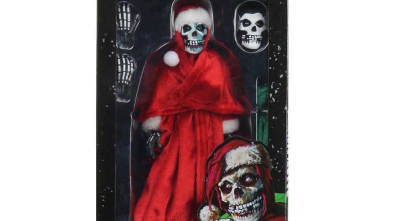 NECA Misfits Holiday Fiend Packaging 001