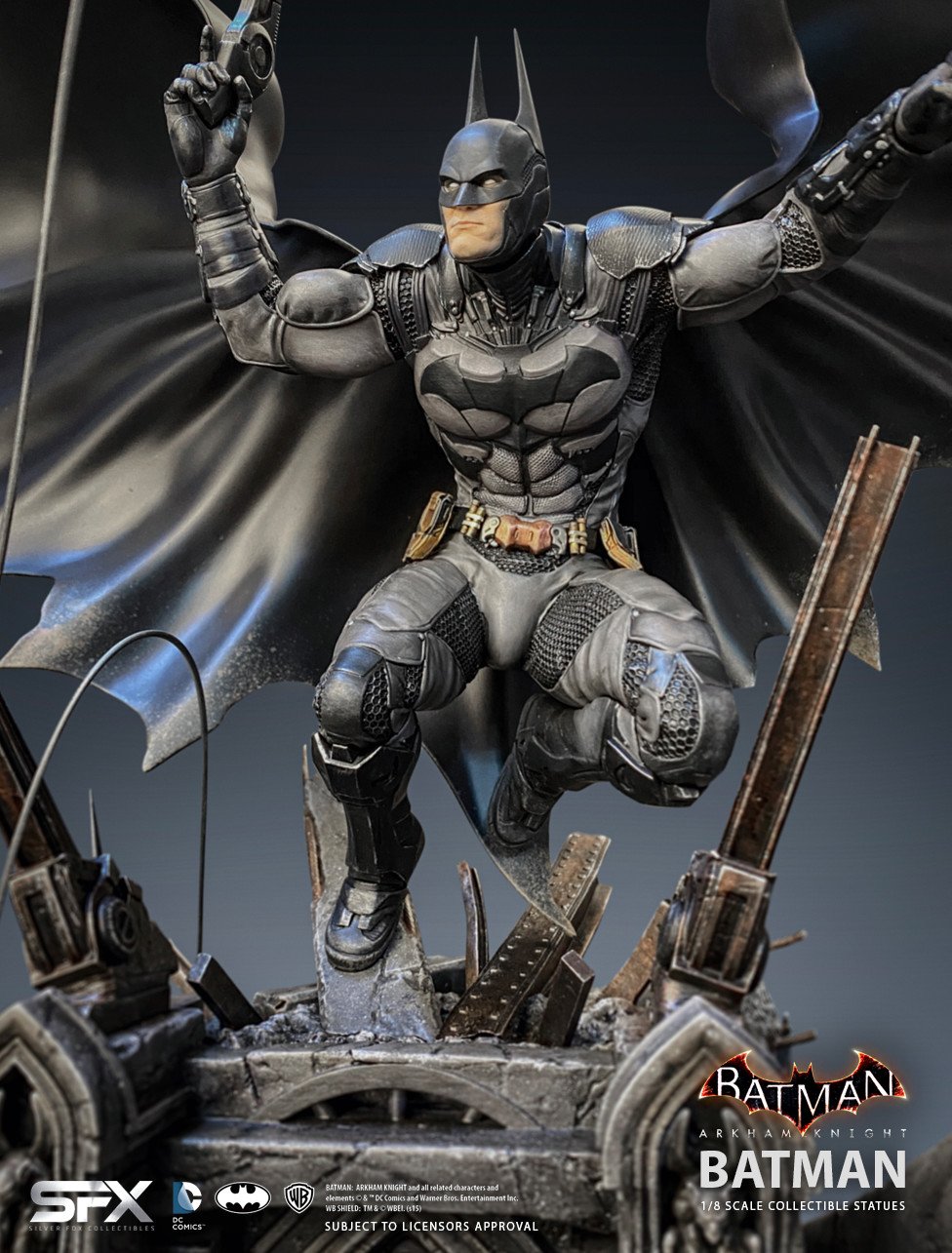 Batman: Arkham Origins Batman 1/8 Scale Limited Edition Statue