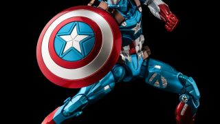 Sentinel Fighting Armor Captain America 006
