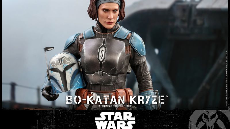 Hot Toys Bo Katan Figure 003