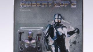 Hiya Robert Cop 2 Figure 001