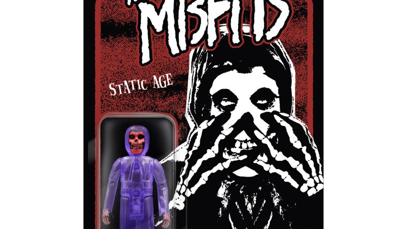 Super7 Misfits Static Age Clear Purple 002