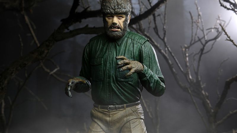 NECA Wolf Man Color 005