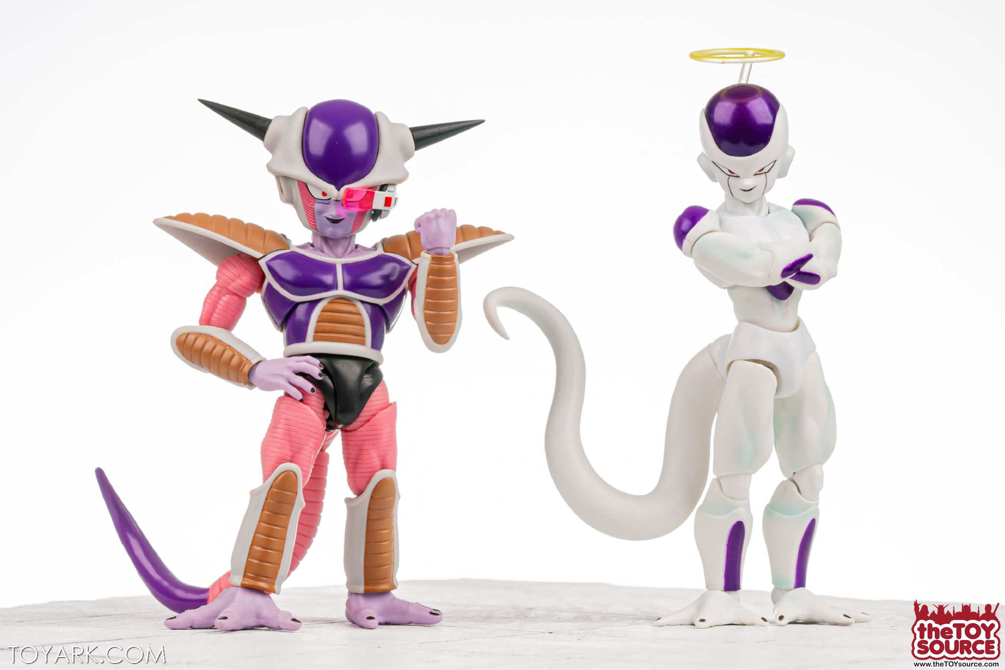 SHF First Form Frieza 32 SHF First Form Frieza 32