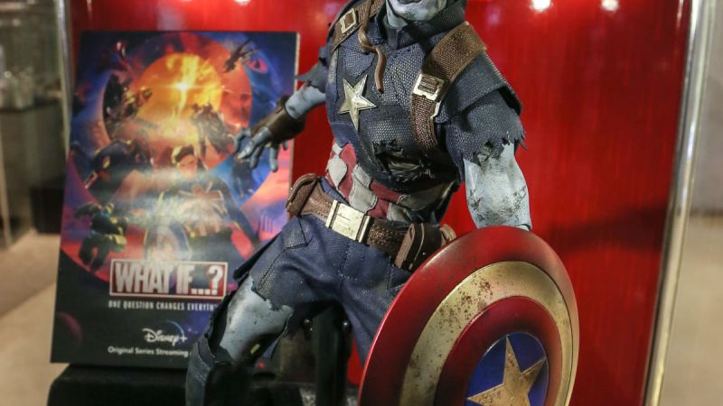 Hot Toys Summer 2021 Showcase 012