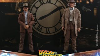 Hot Toys BTTF3 Marty McFly 002