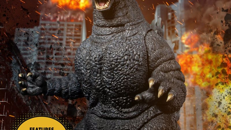 Mezco Ultimate Godzilla 01