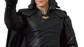 MAFEX Infinity War Loki 007